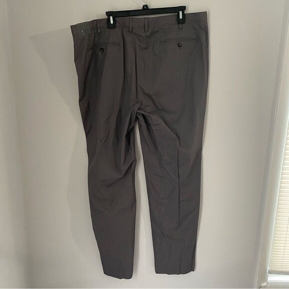 Sean John Men’s Pleated Front Chino Pants Gray size 42 x 32 - Picture 3 of 3